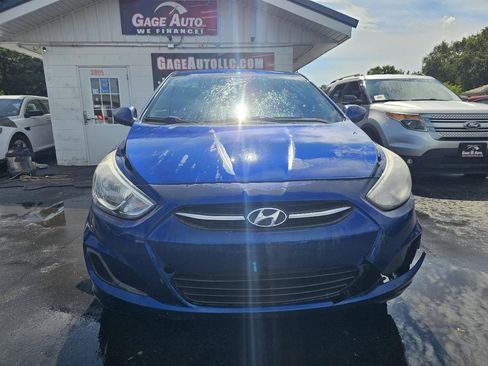 Used 2015 Hyundai Accent GS FWD image 3