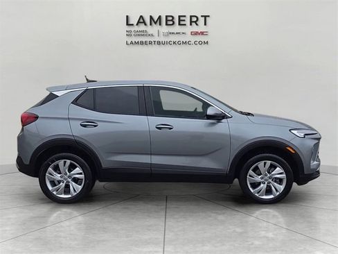 Used 2024 Buick Encore GX Preferred w/ Comfort Package image 6