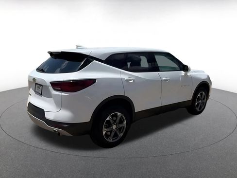 Used 2025 Chevrolet Blazer LT FWD image 13