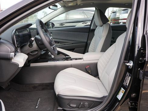 New 2026 Hyundai Elantra Limited image 7