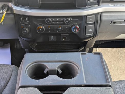 Used 2024 Ford F250 XLT image 16
