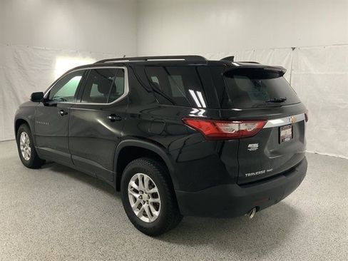 Used 2021 Chevrolet Traverse LT w/ LPO, Floor Liner Package AWD/4WD image 5