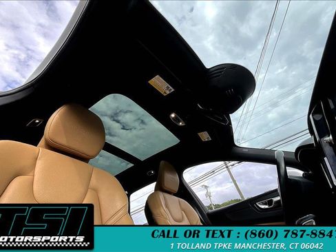 Used 2019 Volvo XC60 T5 Inscription w/ Protection Package Premier image 22