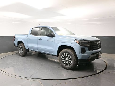 New 2026 Chevrolet Colorado Z71 w/ Technology Package AWD/4WD image 3