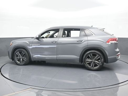 Used 2022 Volkswagen Atlas Cross Sport SEL R-Line image 3