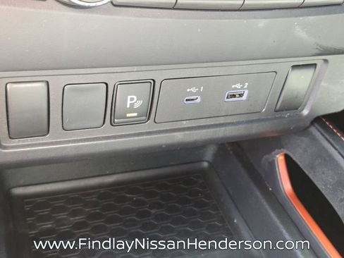 Used 2023 Nissan Frontier PRO-4X w/ Technology Package AWD/4WD image 30