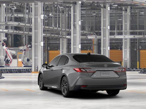 New 2026 Toyota Camry XLE AWD/4WD image 7