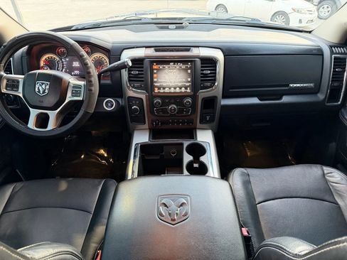 Used 2015 RAM 3500 Laramie w/ Cold Weather Group image 17