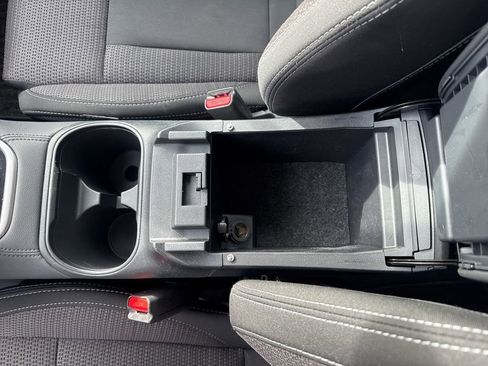 Certified 2025 Subaru Outback Premium image 23