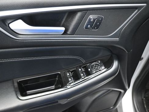 Certified 2018 Ford Edge Titanium image 13