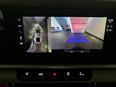 Used 2025 Porsche 911 Turbo S image 21