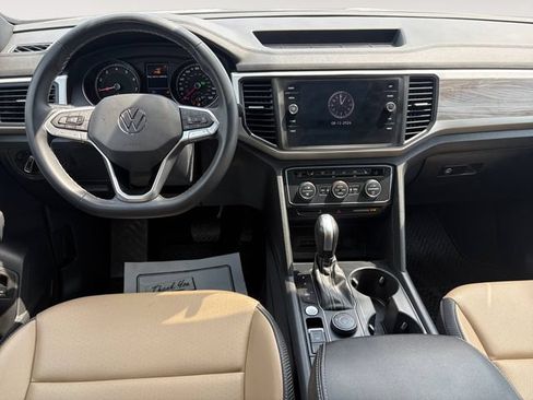 Used 2021 Volkswagen Atlas Cross Sport SE w/ Panoramic Sunroof Package AWD/4WD image 10