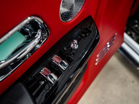 Used 2023 Rolls-Royce Phantom Sedan image 45