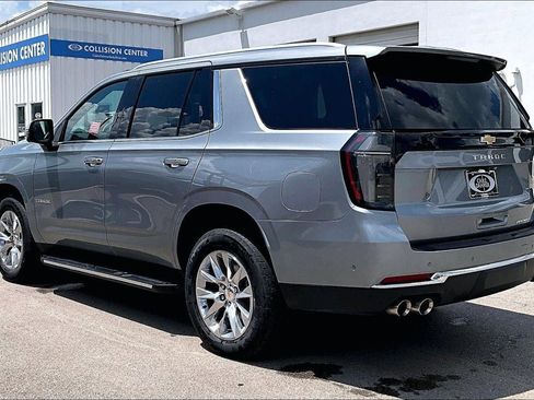 Used 2025 Chevrolet Tahoe Premier AWD/4WD image 5