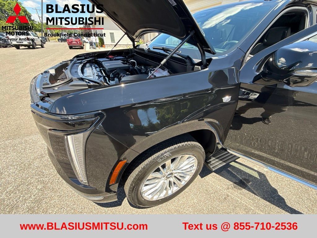 Used 2026 Cadillac Escalade Luxury AWD/4WD image 78
