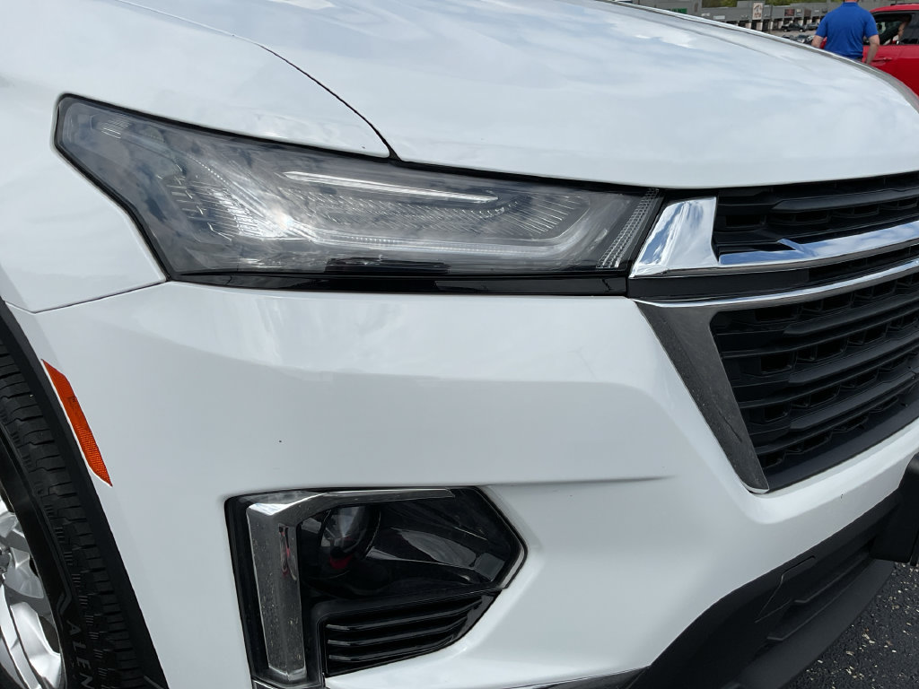 Used 2024 Chevrolet Traverse LS w/ Safety Package AWD/4WD image 10