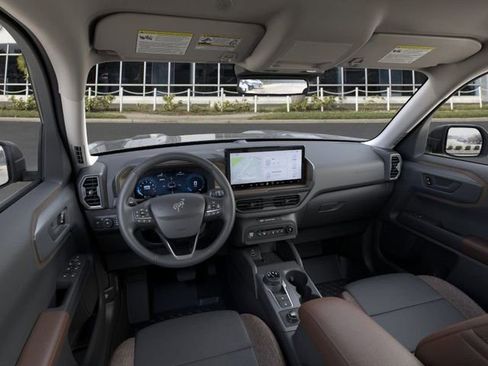 New 2025 Ford Bronco Sport Outer Banks image 9