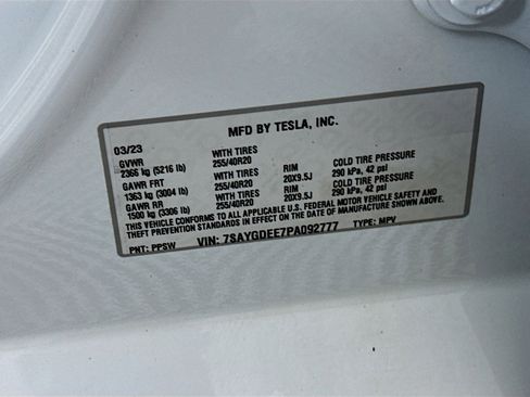 Used 2023 Tesla Model Y AWD image 12
