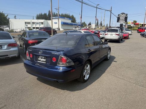 Used 2005 Lexus IS 300 RWD image 3