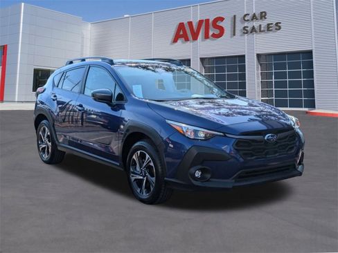 Used 2024 Subaru Crosstrek 2.0i Premium image 3
