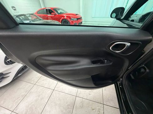 Used 2018 FIAT 500L Lounge FWD image 15