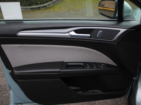 Used 2014 Ford Fusion S image 9