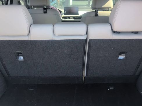 Used 2023 Honda HR-V EX-L image 8