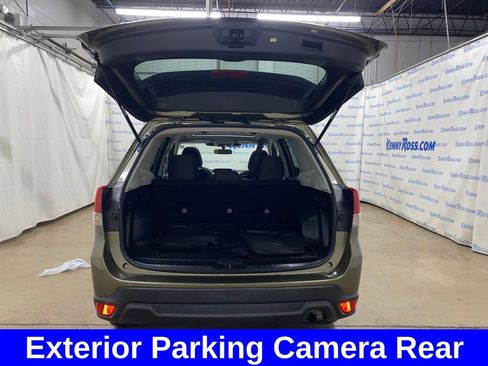 Certified 2022 Subaru Forester Premium image 17