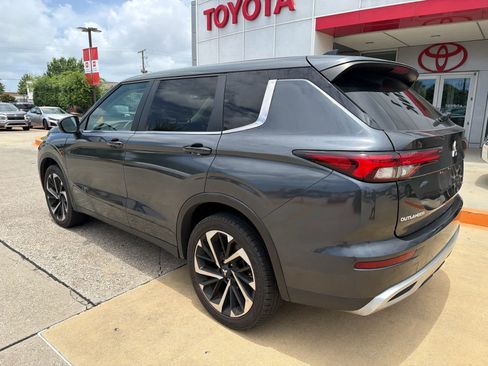 Used 2024 Mitsubishi Outlander SE AWD/4WD image 36