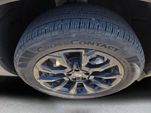 Used 2025 GMC Terrain Elevation w/ Black Edition image 31