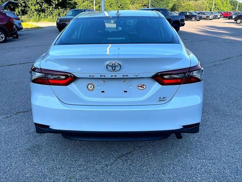 Used 2022 Toyota Camry LE w/ Cold Weather Package AWD/4WD image 10