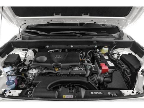 Used 2020 Toyota RAV4 LE FWD image 12