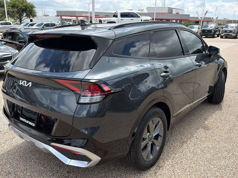 Used 2023 Kia Sportage SX FWD image 3