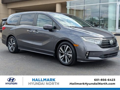 Used 2021 Honda Odyssey Touring image 1