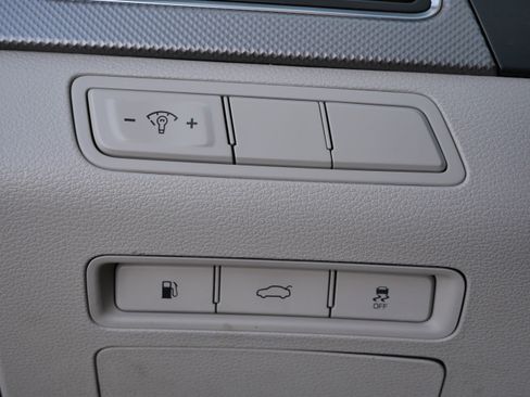 Used 2017 Hyundai Sonata SE w/ Cargo Package image 21