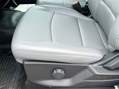 New 2025 Ford F550 2WD Regular Cab Super Duty image 13