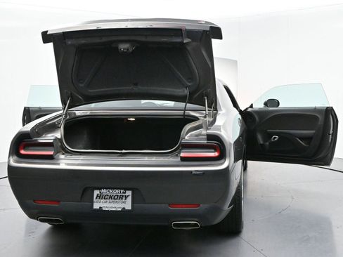 Used 2022 Dodge Challenger GT AWD/4WD image 40