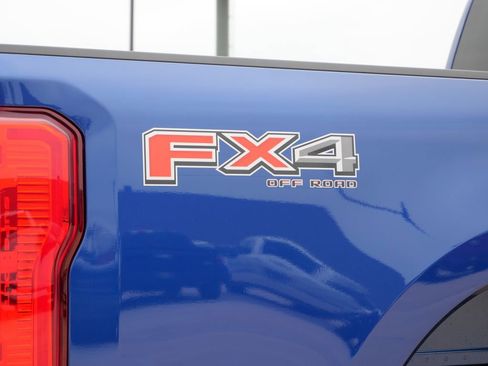 New 2026 Ford F250 XLT w/ FX4 Off-Road Package AWD/4WD image 9
