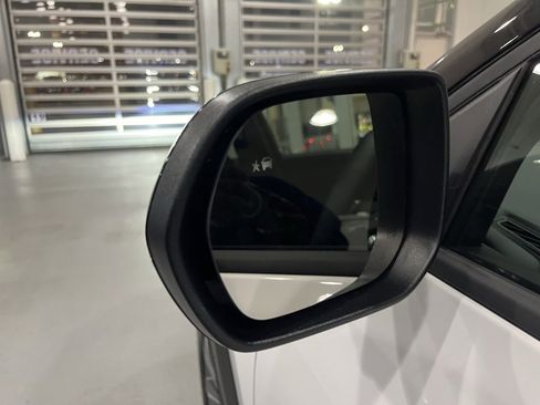 New 2025 Chevrolet Equinox LT w/ Safety and Technology Package image 26