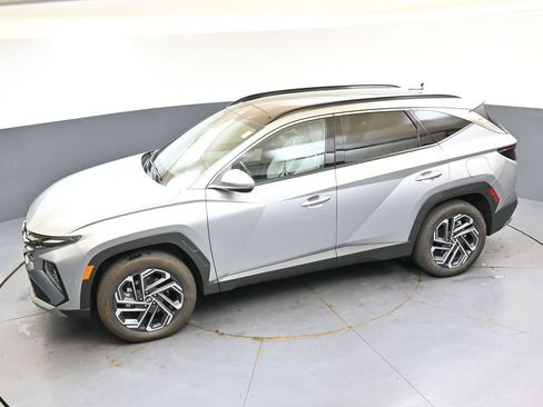 Used 2025 Hyundai Tucson Limited AWD/4WD image 37