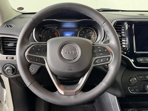 Used 2022 Jeep Cherokee Limited AWD/4WD image 16