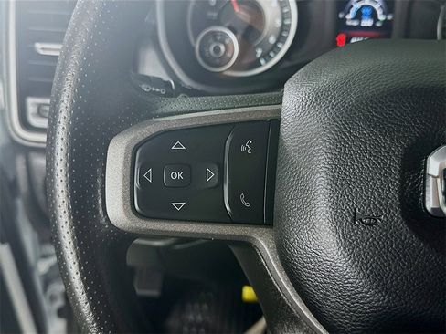 Used 2024 RAM 2500 Tradesman w/ Chrome Appearance Group image 25