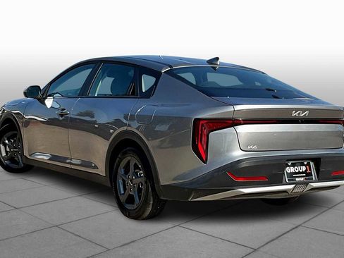 Certified 2025 Kia K4 LXS FWD image 11