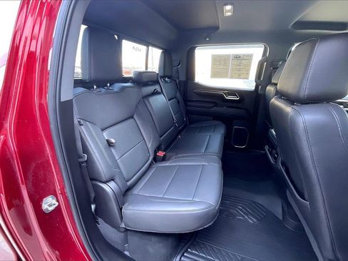 Used 2022 Chevrolet Silverado 1500 LT Trail Boss w/ Convenience Package II image 27