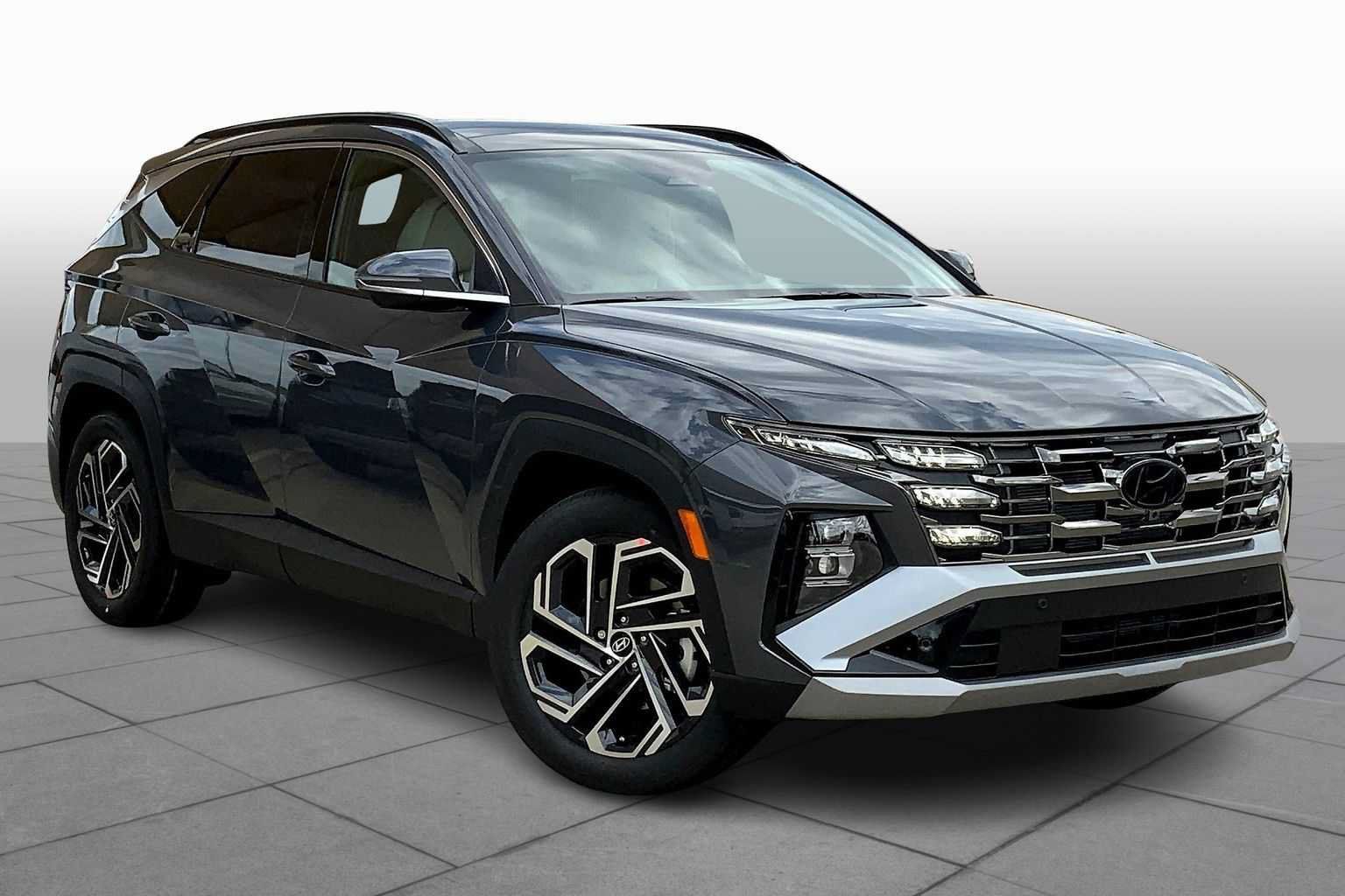 New 2026 Hyundai Tucson Limited AWD/4WD image 2