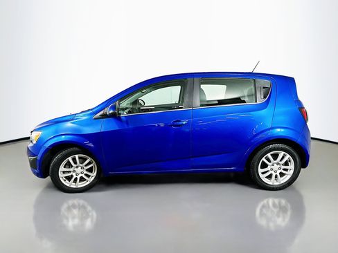 Used 2016 Chevrolet Sonic LT w/ Wheels and Fog Lamp Package image 4