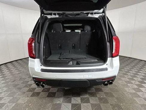 Used 2023 GMC Yukon Denali AWD/4WD image 27