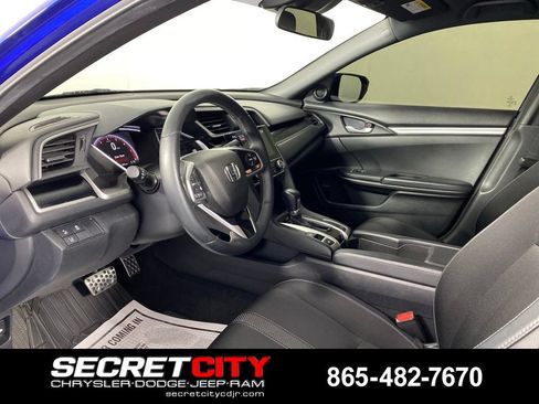 Used 2019 Honda Civic Sport image 11