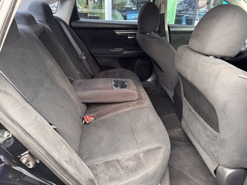 Used 2014 Nissan Altima 2.5 S w/ Display Audio Package image 18