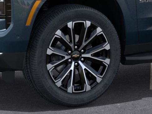 New 2026 Chevrolet Suburban High Country AWD/4WD image 9